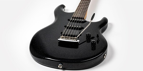 MUSICMAN ( ミュージックマン ) / Luke 4 HSS Black Sparkle RFM Rosewood CH画像3