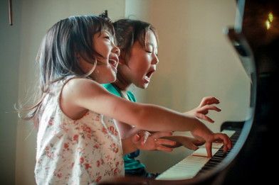 「楽しいピアノアンサンブル」写真