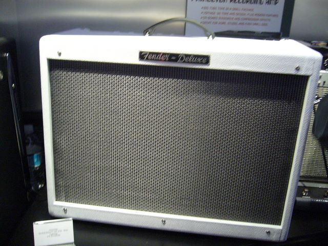 FENDER Blues Deluxe White