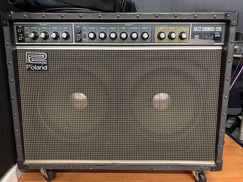 ROLAND ( ローランド ) / JC-120 ギターコンボアンプ