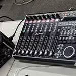 Trying the BEHRINGER Digital Mixer X AIR XR18 with the X-TOUCH Controller + X-TOUCH EXTENDER!