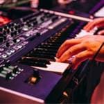DIYで頂点を目指すバンドマン日誌～同期を使ったライブ演奏～