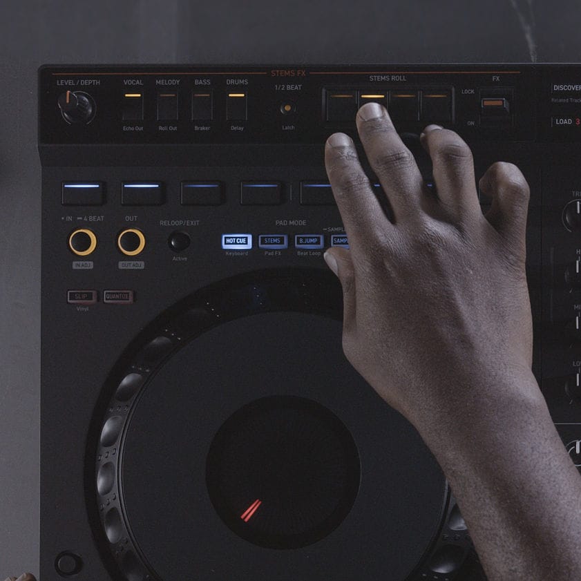 AlphaTheta ( アルファシータ ) DDJ-GRV6 - rekordbox＆Serato DJ Pro