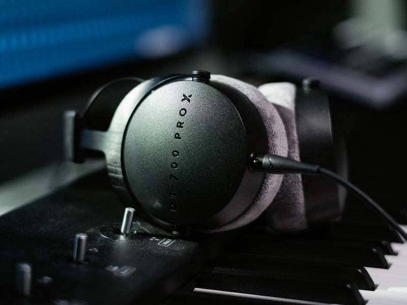 beyerdynamic DT700PRO X 密閉型モニターヘッドホン