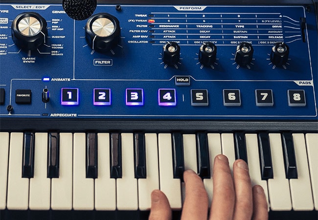 NOVATION ( ノベーション ) MiniNova ウェーブテーブルシンセ 送料無料