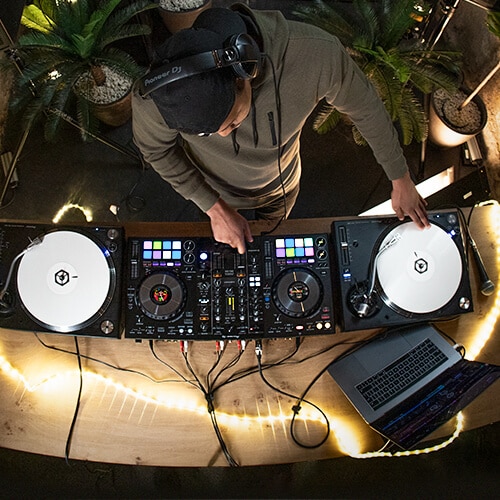 DDJ-800