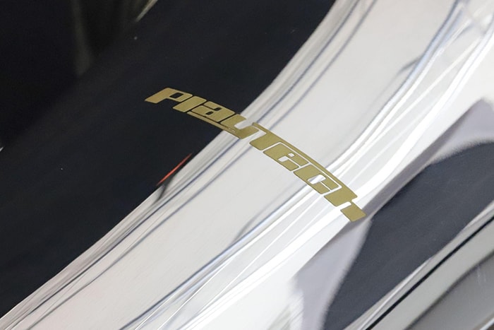 イエローブラス、銀メッキ仕上げ