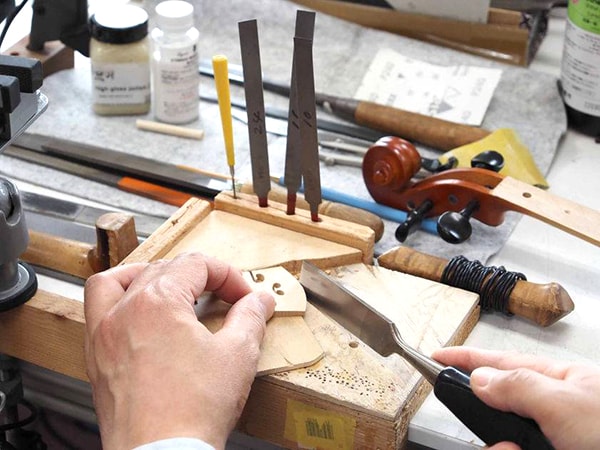 駒調整、チューニングを行い出荷