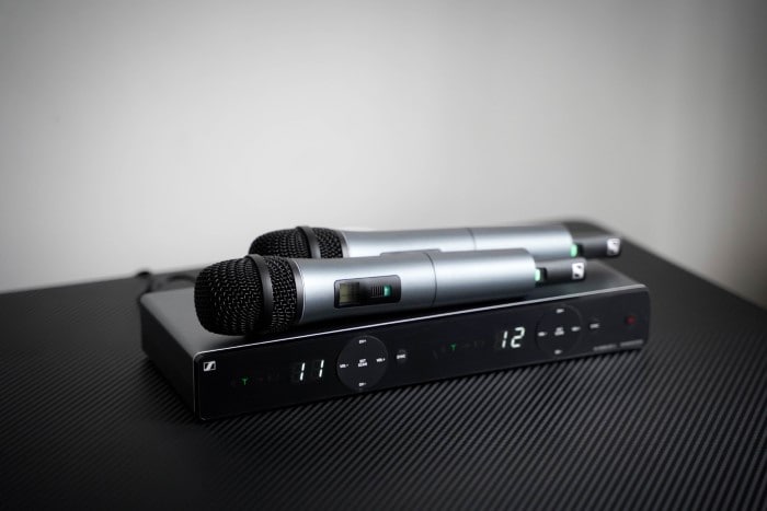 SENNHEISER、XSW 1-825 DUAL-JB、800MHz、2ch、ワイヤレス SENNHEISER、XSW 1-825 DUAL-JB、800MHz、2ch、ワイヤレス