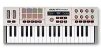 AKAI / MPK Mini Plus II MIDIキーボード