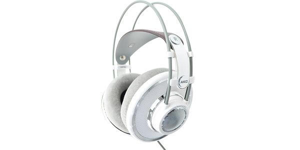 AKG  K701をサウンドハウスでみる