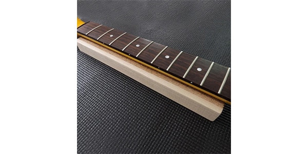 ALLPARTS ( オールパーツ )  / LT-1716-000 Guitar Neck Support Caul, Standard画像2