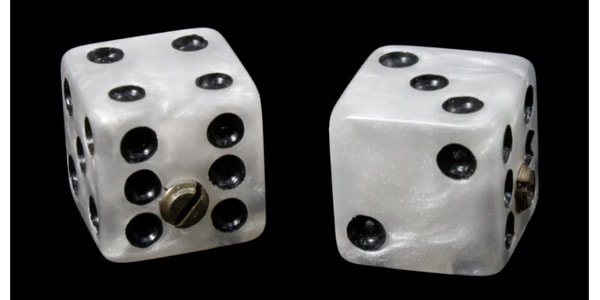 ALLPARTS / PK-3250-055 White Pearl. Dice Knobs- set of 2 pcs