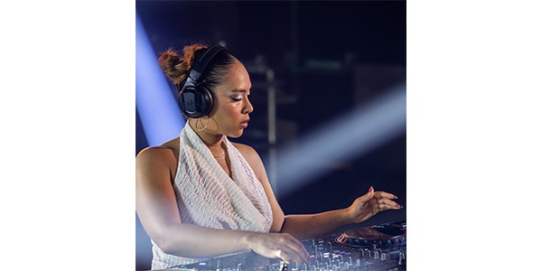 AlphaTheta / HDJ-F10-TX Wireless compatible DJ headphones画像17
