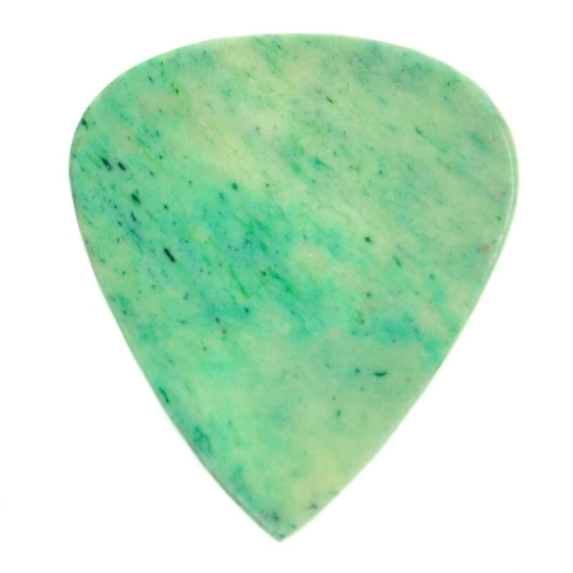 /Wild Picks Cow Bone Tear Drop Green