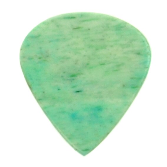 /Wild Picks Cow Bone Tear Drop Green Small