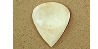 Animals Pedal / Wild Picks Cow Bone Jazz Pick Double Dent White Small