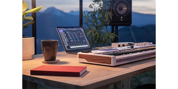 ARTURIA / KEYLAB Essential 49 MK3 Black MIDI/USB keyboard画像6