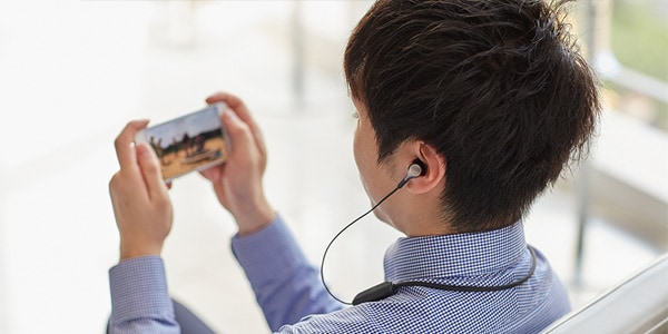 audio technica / ATH-CKS660XBT GM Gun Metallic Wireless Earphones画像6