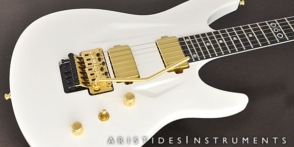 ARISTIDES/060 Floydrose White w/Gold