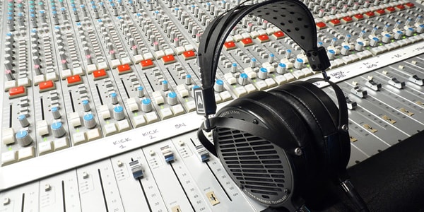 AUDEZE / LCDX2021OPENBACKHP画像2