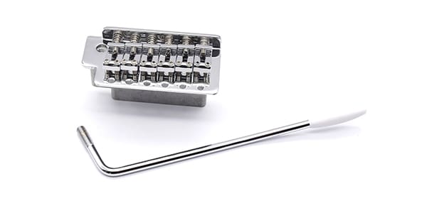 AxLabs / 6-Screw Tremolo Chrome