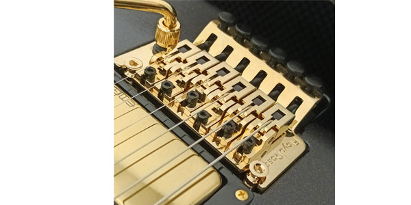 Balaguer Guitars ( バラゲール・ギターズ )  / Thicket TM Travis Miguel Gloss Metallic Black画像2