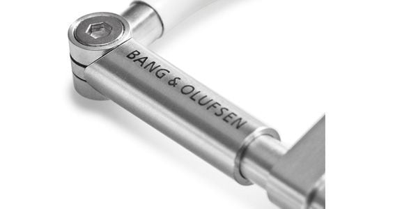 Bang&Olufsen ( バング・アンド・オルフセン ) Earset 3i White Bang&Olufsen ( バング・アンド・オルフセン ) Earset 3i White