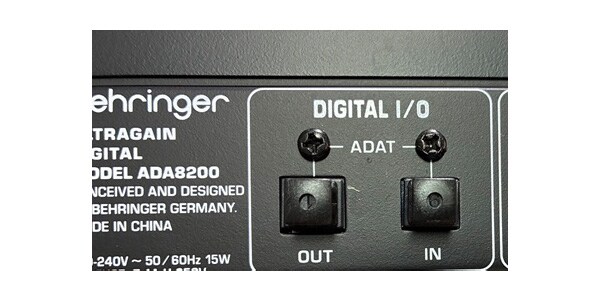 BEHRINGER ( ベリンガー ) ADA8200 アウトレット品 送料無料