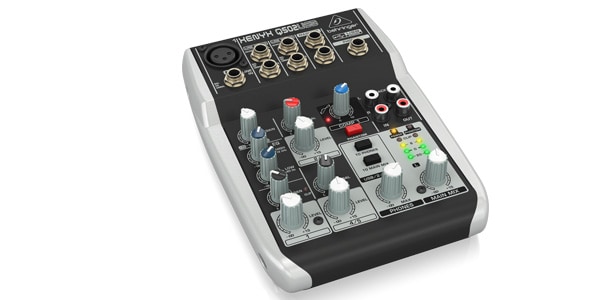 Behringer Xenyx Q502USB オーディオミキサー