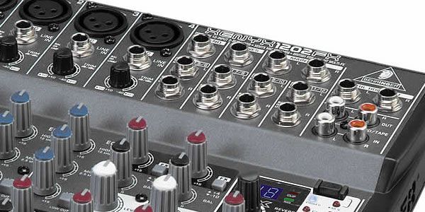 BEHRINGER XENYX 1202FX　ベリンガーアナログミキサー