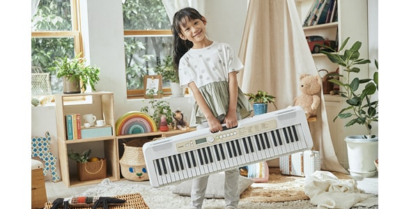 CASIO LK-325 光ナビゲーションキーボード 61鍵盤 スタンド・イス・ヘッドホン・ペダルセット カシオ 