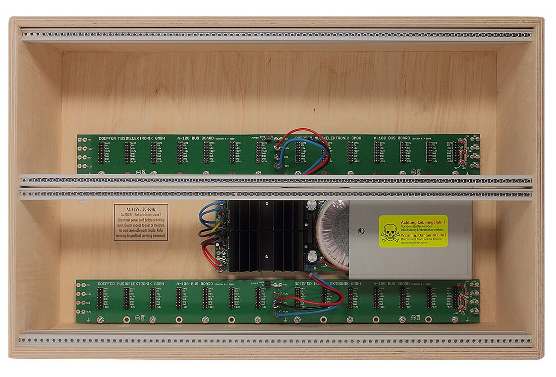 DOEPFER/A-100LC6 PSU3