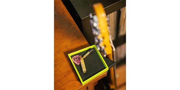 ERNIE BALL ( アーニー・ボール )  / Guitar Neck Rest画像2