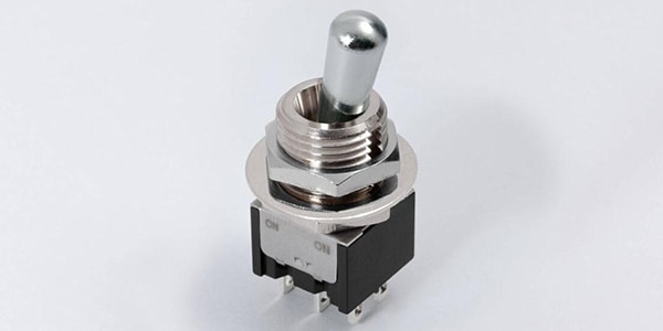 ラージラウンドSW ON-ON 6PIN Chrome