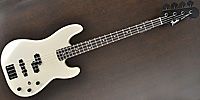 FENDER Duff Mckagan Precision Bass