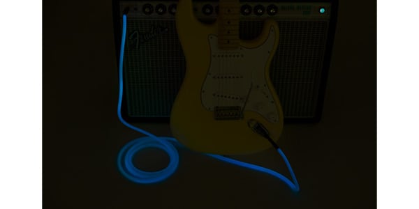 FENDER ( フェンダー )  / Professional Glow in the Dark Cable, Blue, 18.6&#39;画像7