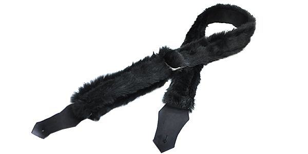 GET'M GET'M STRAPS/Black Faux Fur