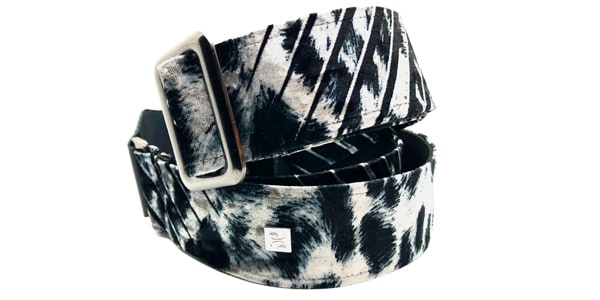 GET&#39;M GET&#39;M STRAPS / The Casandra Black & White