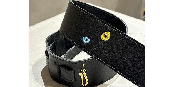 Grande uomo / Black Cat Embroidery with Odd Eyes (6mm holes, M size)