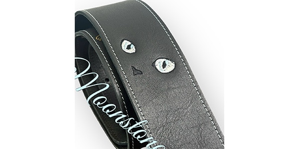 Grande uomo / 黒ねこ刺繍/ムーンストーン（穴10mm,M）