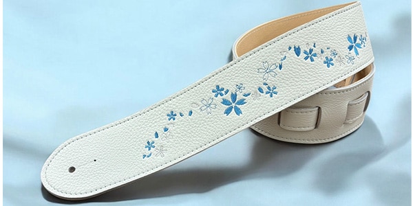 Grande uomo ( グランデ ウオモ )  / 雪桜刺繍/ホワイト（穴10mm）