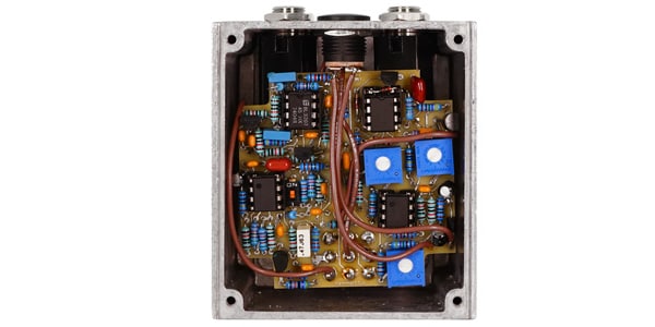 Henretta Engineering Black Hole Chorus 送料無料 | Sound House