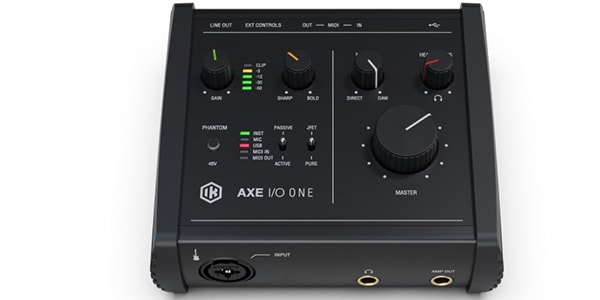 IK Multimedia AXE I/O オーディオインターフェイス