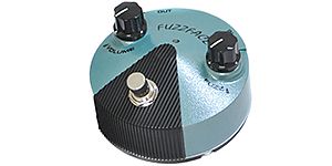 現在発売されているFUZZ FACEの小さいバージョン