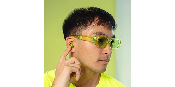 JLAB / Go Pop ANC True Wireless Earbuds Clear Bright Green画像5