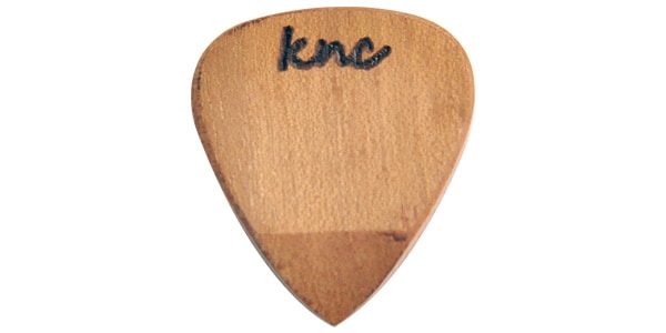 Knc Picks ( ケーエヌシーピックス ) The Boss Walnut Guitar