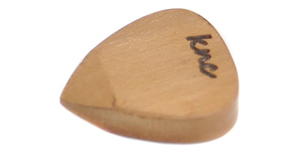 Knc Picks / The Boss Walnut Guitar Pick (7mm)画像3