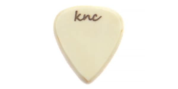 Knc Picks / BUFFALOZ Standard Bone Medium