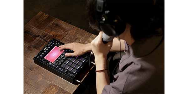 KORG ( コルグ ) KAOSS REPLAY オールインワンDJパフォーマンス KORG ( コルグ ) KAOSS REPLAY オールインワンDJパフォーマンス